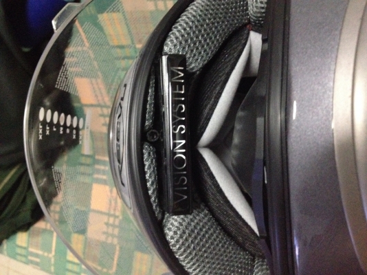 ขาย หมวกกันน๊อคสภาพแกะกล่อง ลดเหลือ 6000 บาทครับ