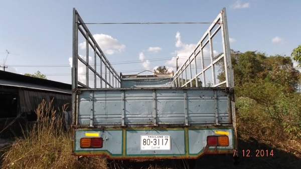 ขายกระบะคาร์โก้พร้อมโครงข้าง หกล้อ ร็อคกี้ 7.20 เมตร