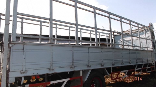 ขายกระบะคาร์โก้พร้อมโครงข้าง หกล้อ ร็อคกี้ 7.20 เมตร