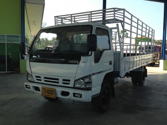 ISUZU  NQR EURO 2  เครื่อง 140 แรง 6 เกียร์ ยาว 5.50 เมตร