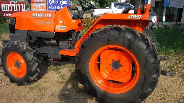 ปัญญาแทรคเตอร์..จัดมาให้ครับ ด่วน!!!คูโบต้า L3408 พร้อมผาน 6 เล่มทะเบียนพร้อม