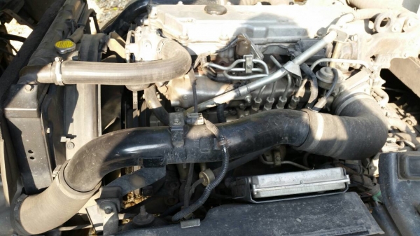 6 ล้อ ISUZU NQR 175 Fหน้า-หลัง