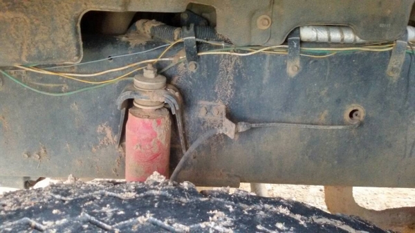 ISUZU-เดทก้า10ล้อดั้ม2เพลา270.เครื่องดำ.ปี48.ครัชซีสวยมากๆ.สภาพสวยพร้อมใช้.