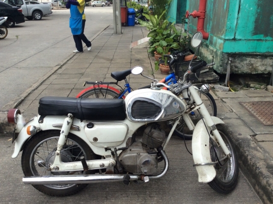 ขายด่วน Suzuki k125 m1 (085-370-0302)