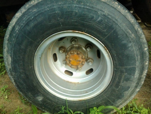 **450,000 บ.ต่อรอง**ขาย6ล้อ115 ยอดนิยม ISUZU NPR115 NPR59LU5M 4BD1-115HP แก้มเหลือง เกียร์สั้น ห้างแท้ ปี35 เครื่องเดิมเกียร์เดิม 4BD1-115แรง ฝาดำ เครื่องดี แน่น แรง ไม่เยิ้ม เกียร์สั้นเข้างายไม่หลุด ช่วงล่างเดิม 6น็อตหน้า-หลัง คัสซีสวยเดิมๆ ไม่ปะไม่ดาม ไ