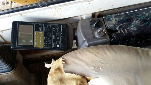 ขายรถขุดแบ็คโค komatsu100-5ไฟฟ้าเต็มเอกสารอินวอยซ์ ช่วงล่างดี โซ่เต็ม บูมอาร์มสวย สภาพพร้อมใช้งาน แอร์เย็น สภาพพร้อมลุยงาน ขายรถขุดแบ็คโค komatsu100-5ไฟฟ้าเต็มเอกสารอินวอยซ์ ช่วงล่างดี โซ่เต็ม บูมอาร์มสวย สภาพพร้อมใช้งาน แอร์เย็น สภาพพร้อมลุยงาน