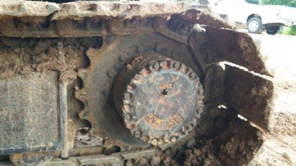 ขายรถขุดแบ็คโค komatsu100-5ไฟฟ้าเต็มเอกสารอินวอยซ์ ช่วงล่างดี โซ่เต็ม บูมอาร์มสวย สภาพพร้อมใช้งาน แอร์เย็น สภาพพร้อมลุยงาน ขายรถขุดแบ็คโค komatsu100-5ไฟฟ้าเต็มเอกสารอินวอยซ์ ช่วงล่างดี โซ่เต็ม บูมอาร์มสวย สภาพพร้อมใช้งาน แอร์เย็น สภาพพร้อมลุยงาน