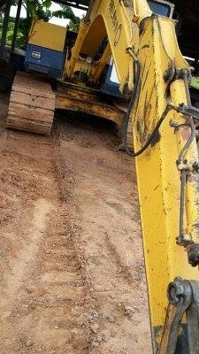 ขายรถขุดแบ็คโค komatsu100-5ไฟฟ้าเต็มเอกสารอินวอยซ์ ช่วงล่างดี โซ่เต็ม บูมอาร์มสวย สภาพพร้อมใช้งาน แอร์เย็น สภาพพร้อมลุยงาน ขายรถขุดแบ็คโค komatsu100-5ไฟฟ้าเต็มเอกสารอินวอยซ์ ช่วงล่างดี โซ่เต็ม บูมอาร์มสวย สภาพพร้อมใช้งาน แอร์เย็น สภาพพร้อมลุยงาน