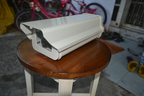 CCTV Hiview 700 TVL +Housing Adapter12 VDC