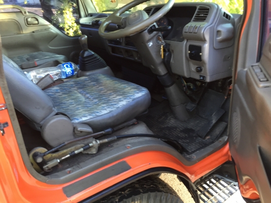 ขายรถสไลด์ IZUSU.   NPR66P. สภาพพร้อมใช้งานครับ เล่มทะเบียนพร้อมโอน