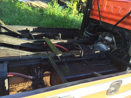 ขายรถสไลด์ IZUSU.   NPR66P. สภาพพร้อมใช้งานครับ เล่มทะเบียนพร้อมโอน