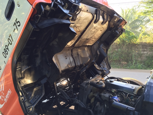 ขายรถสไลด์ IZUSU.   NPR66P. สภาพพร้อมใช้งานครับ เล่มทะเบียนพร้อมโอน