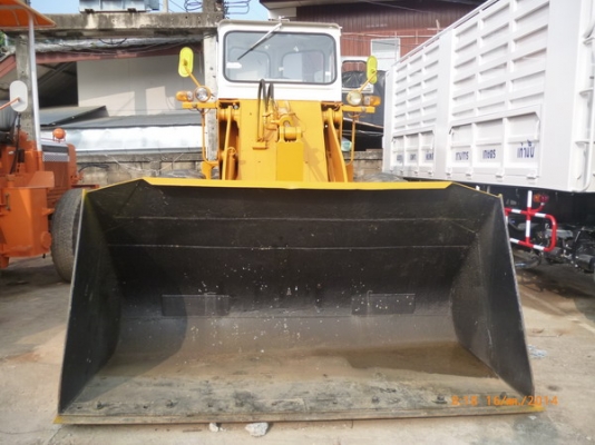 ขายรถตัก KOMATSU 510 มีหลายคัน ขายรถตัก KOMATSU 510 มีหลายคัน