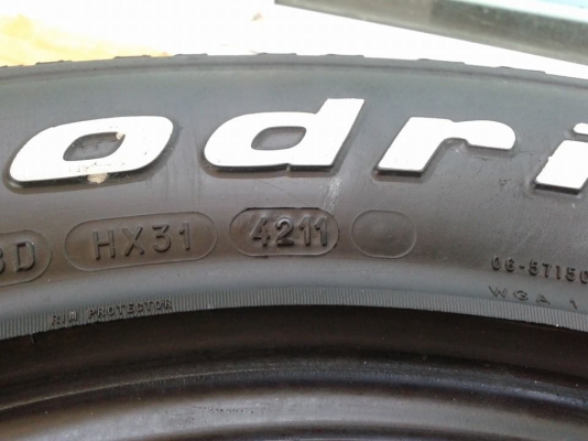 ขายครับเผื่อท่านใดหาอยู่ BF T/A 265/70/16 ปี 11 ทั้งชุด 7500 บาทครับ ขายครับเผื่อท่านใดหาอยู่ BF T/A 265/70/16 ปี 11 ทั้งชุด 7500 บาทครับ