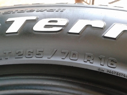 ขายครับเผื่อท่านใดหาอยู่ BF T/A 265/70/16 ปี 11 ทั้งชุด 7500 บาทครับ ขายครับเผื่อท่านใดหาอยู่ BF T/A 265/70/16 ปี 11 ทั้งชุด 7500 บาทครับ