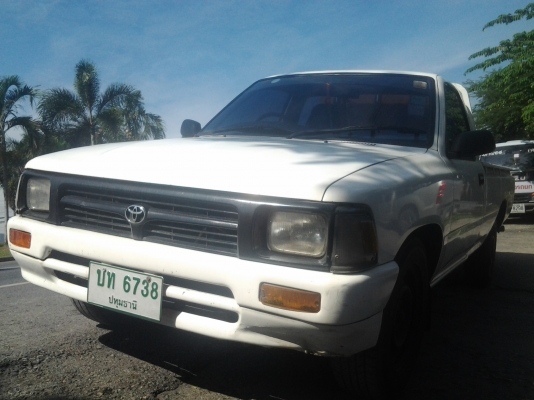 TOYOTA HILUX MIGHTY-X เครื่องเบนซิน แก็สLPG สภาพสวย พร้อมวิ่งใช้งาน