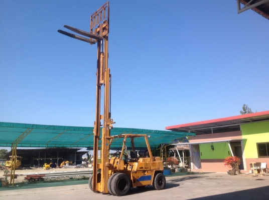 ขายฟอร์คลิฟท์KomatsuFd30มือสองญี่ปุ่นไม่เคยใช้งานในไทย