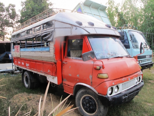 ขาย  รถ 6 ล้อ(หลังคา) TOYOTA