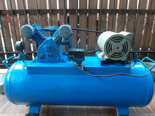 ปั้มลม HERO 1/2 6000