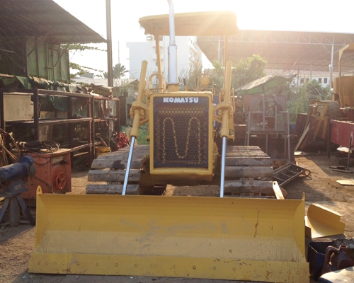 KOMATSU D20P-6