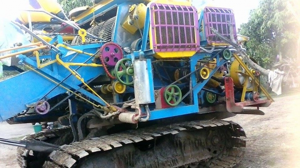 ขาย รถเกี่ยวข้าว บางไทร การช่าง