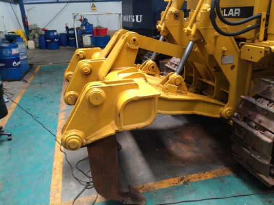 CAT D6D เครื่อง ไดเร็ค นำเข้ามาเองจากยุโรป ขายถูกครับ มีริปเปอร์