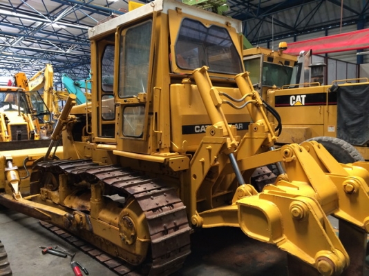 CAT D6D เครื่อง ไดเร็ค นำเข้ามาเองจากยุโรป ขายถูกครับ มีริปเปอร์