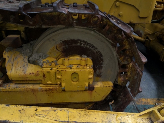 CAT D6D เครื่อง ไดเร็ค นำเข้ามาเองจากยุโรป ขายถูกครับ มีริปเปอร์