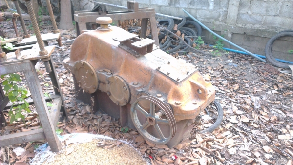 Sell> ขายหัวเกียร์ทด 1:80 เกียร์ 3 เพลา ตัวใหญ่ ของเก่าเก็บครับไม่ค่อยได้ใช้งาน