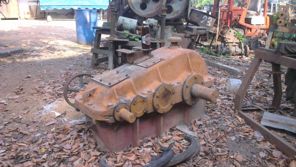 Sell> ขายหัวเกียร์ทด 1:80 เกียร์ 3 เพลา ตัวใหญ่ ของเก่าเก็บครับไม่ค่อยได้ใช้งาน