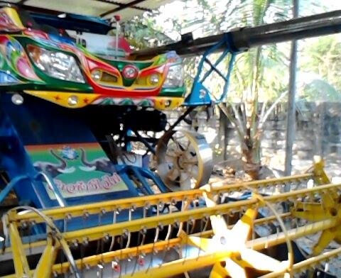 ขาย รถเกี่ยวข้าวเกษตร พัฒนา ไวไฟจอมพลัง