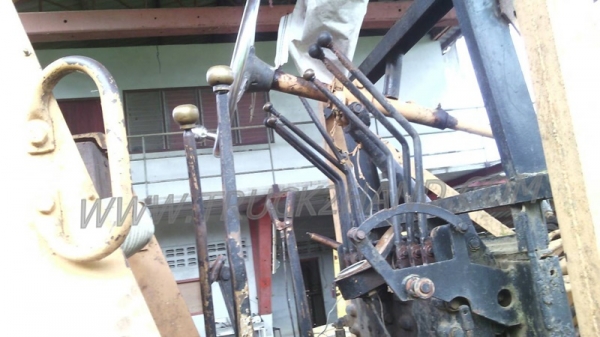 รถเกรดโคมัตสุ..GD37 เครื่องดี,ปั้มดี ยางพร้อมใช้ รถเกรดโคมัตสุ..GD37 เครื่องดี,ปั้มดี ยางพร้อมใช้