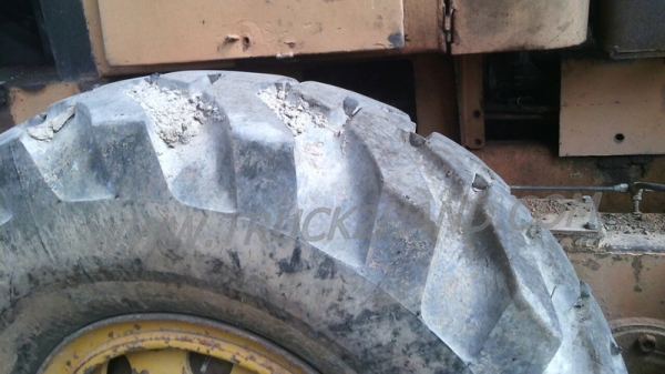 รถเกรดโคมัตสุ..GD37 เครื่องดี,ปั้มดี ยางพร้อมใช้ รถเกรดโคมัตสุ..GD37 เครื่องดี,ปั้มดี ยางพร้อมใช้