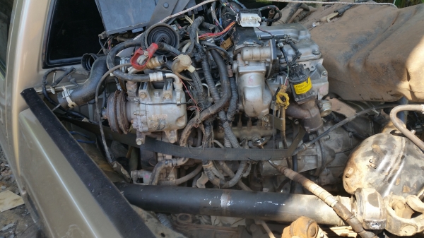 ขายเครื่องพร้อมเกียร์4jk1 ดีแม็ก2010 ราคาตามสภาพ 60000