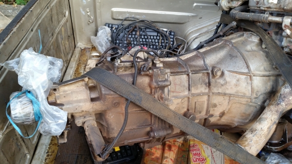 ขายเครื่องพร้อมเกียร์4jk1 ดีแม็ก2010 ราคาตามสภาพ 60000