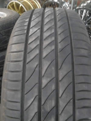195/60R15 Michelin primacy 3 st ใหม่ๆ ไม่มีปะ ใช้งานน้อย มี2เส้น Tel.081-427-3941
