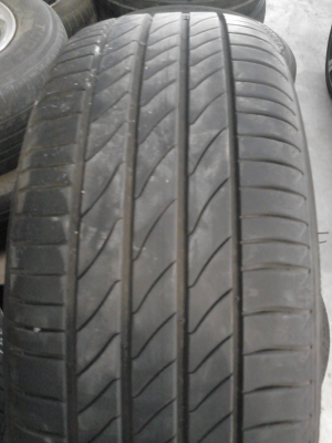 195/60R15 Michelin primacy 3 st ใหม่ๆ ไม่มีปะ ใช้งานน้อย มี2เส้น Tel.081-427-3941