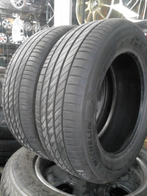 195/60R15 Michelin primacy 3 st ใหม่ๆ ไม่มีปะ ใช้งานน้อย มี2เส้น Tel.081-427-3941