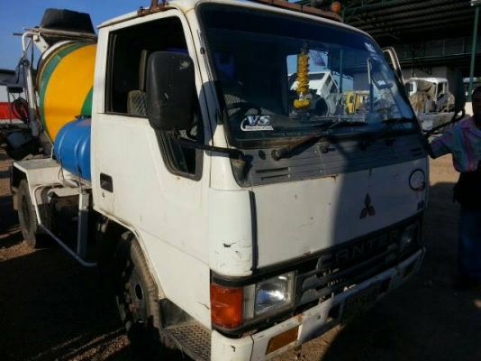 ขายรถบรรทุก 6 ล้อโม่ปูน MITSUBISHI 110 แรงม้า โม่ญี่ปุ่น ขนาด 2 คิว ราคา 450000