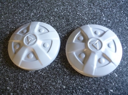 ขายฝาครอบล้อ RN20 2ฝา 600 บาท