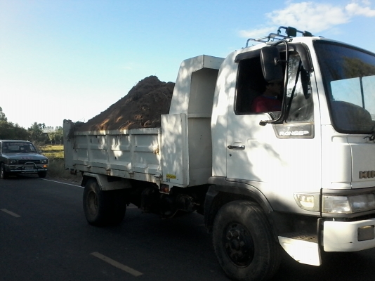 ขาย6ล้อดั้มสภาพสวยสุดๆ สมอเงิน เครื่อง6BBเกีรย์รอคกี้ เพลา Fหน้าหลัง  360,000 ต่อรองได้