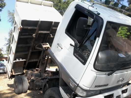 ขาย6ล้อดั้มสภาพสวยสุดๆ สมอเงิน เครื่อง6BBเกีรย์รอคกี้ เพลา Fหน้าหลัง  360,000 ต่อรองได้