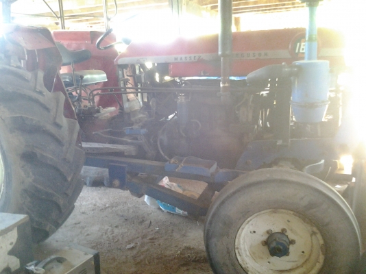 ขายตามสภาพรถไถแมคซี165เครี่องดีมีพานหลังมีตัวดันหน้าลดเหลือ135000บาท ขายตามสภาพรถไถแมคซี165เครี่องดีมีพานหลังมีตัวดันหน้าลดเหลือ135000บาท