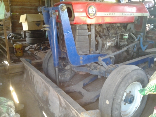 ขายตามสภาพรถไถแมคซี165เครี่องดีมีพานหลังมีตัวดันหน้าลดเหลือ135000บาท ขายตามสภาพรถไถแมคซี165เครี่องดีมีพานหลังมีตัวดันหน้าลดเหลือ135000บาท