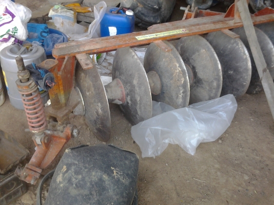 ขายตามสภาพรถไถแมคซี165เครี่องดีมีพานหลังมีตัวดันหน้าลดเหลือ135000บาท ขายตามสภาพรถไถแมคซี165เครี่องดีมีพานหลังมีตัวดันหน้าลดเหลือ135000บาท