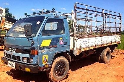 **255,000 บ.ต่อรอง**ขาย6ล้อประกอบ100แรง ราคาเบาๆ ISUZU NPR57L 4BC2-100HPฝาดำ ปี47 เครื่องเดิมเกียร์เดิม เครื่องดี แรงดี แน่นดี เกียร์สั้นสาย เข้าง่ายไม่หลุด ช่วงล่างเดิม5น็อต หน้า-หลัง คัสซีสวยเดิม ไม่ปะไม่ดาม กระบะพื้นเหล็ก4.30ม.คอกเหล็กสภาพดี พื้นดีข้าง **255,000 บ.ต่อรอง**ขาย6ล้อประกอบ100แรง ราคาเบาๆ ISUZU NPR57L 4BC2-100HPฝาดำ ปี47 เครื่องเดิมเกียร์เดิม เครื่องดี แรงดี แน่นดี เกียร์สั้นสาย เข้าง่ายไม่หลุด ช่วงล่างเดิม5น็อต หน้า-หลัง คัสซีสวยเดิม ไม่ปะไม่ดาม กระบะพื้นเหล็ก4.30ม.คอกเหล็กสภาพดี พื้นดีข้าง