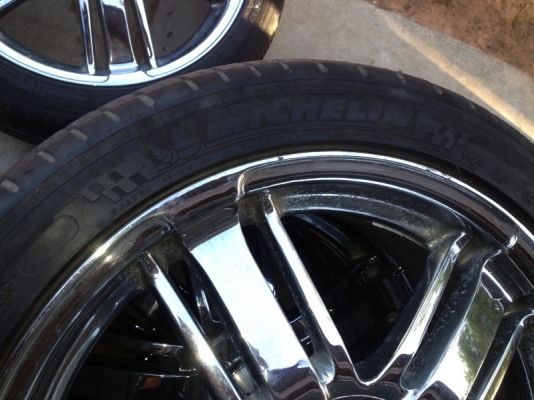 ขายล้อแม็กขอบ 18 vip พร้อมยาง Michelin pilot sport 3 245/40/18 ปี 12 ขายล้อแม็กขอบ 18 vip พร้อมยาง Michelin pilot sport 3 245/40/18 ปี 12