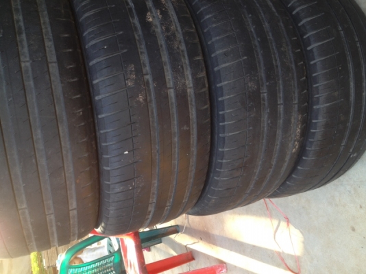 ขายล้อแม็กขอบ 18 vip พร้อมยาง Michelin pilot sport 3 245/40/18 ปี 12 ขายล้อแม็กขอบ 18 vip พร้อมยาง Michelin pilot sport 3 245/40/18 ปี 12