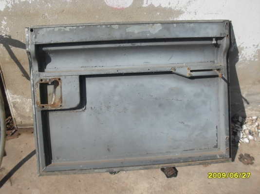 ขายประตู LANDROVER คู่ละ 2000