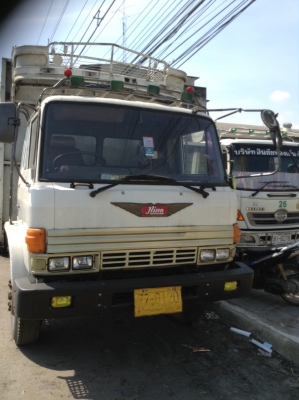 ขาย 6 ล้อ hino175 ราคา360,000 บาท